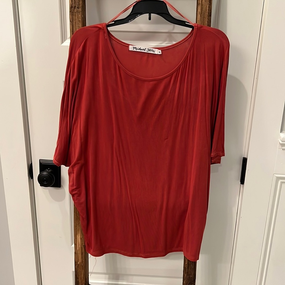 Light weight flowy cotton top.